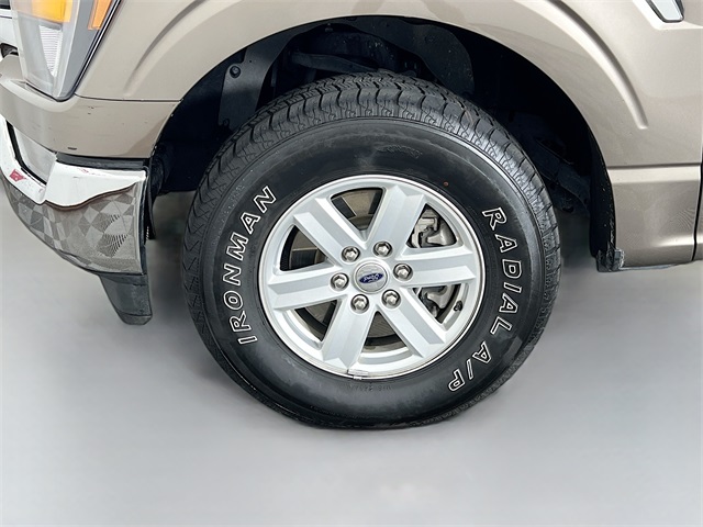 2023 Ford F-150 XLT photo 23