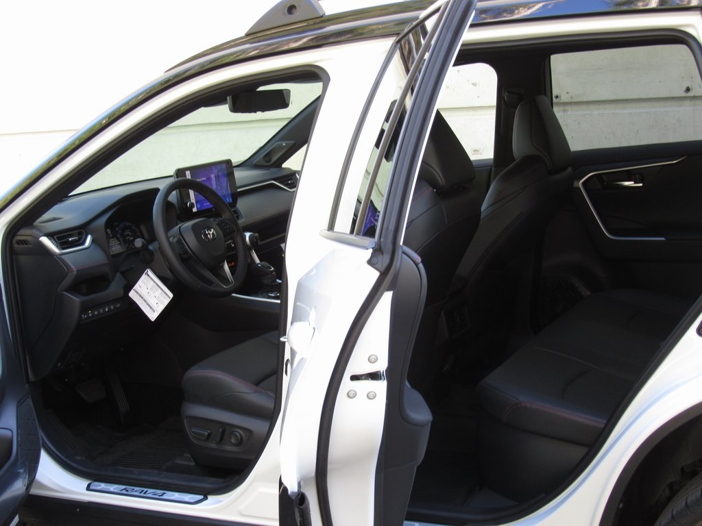 2025 Toyota RAV4 Prime XSE Premium photo 13