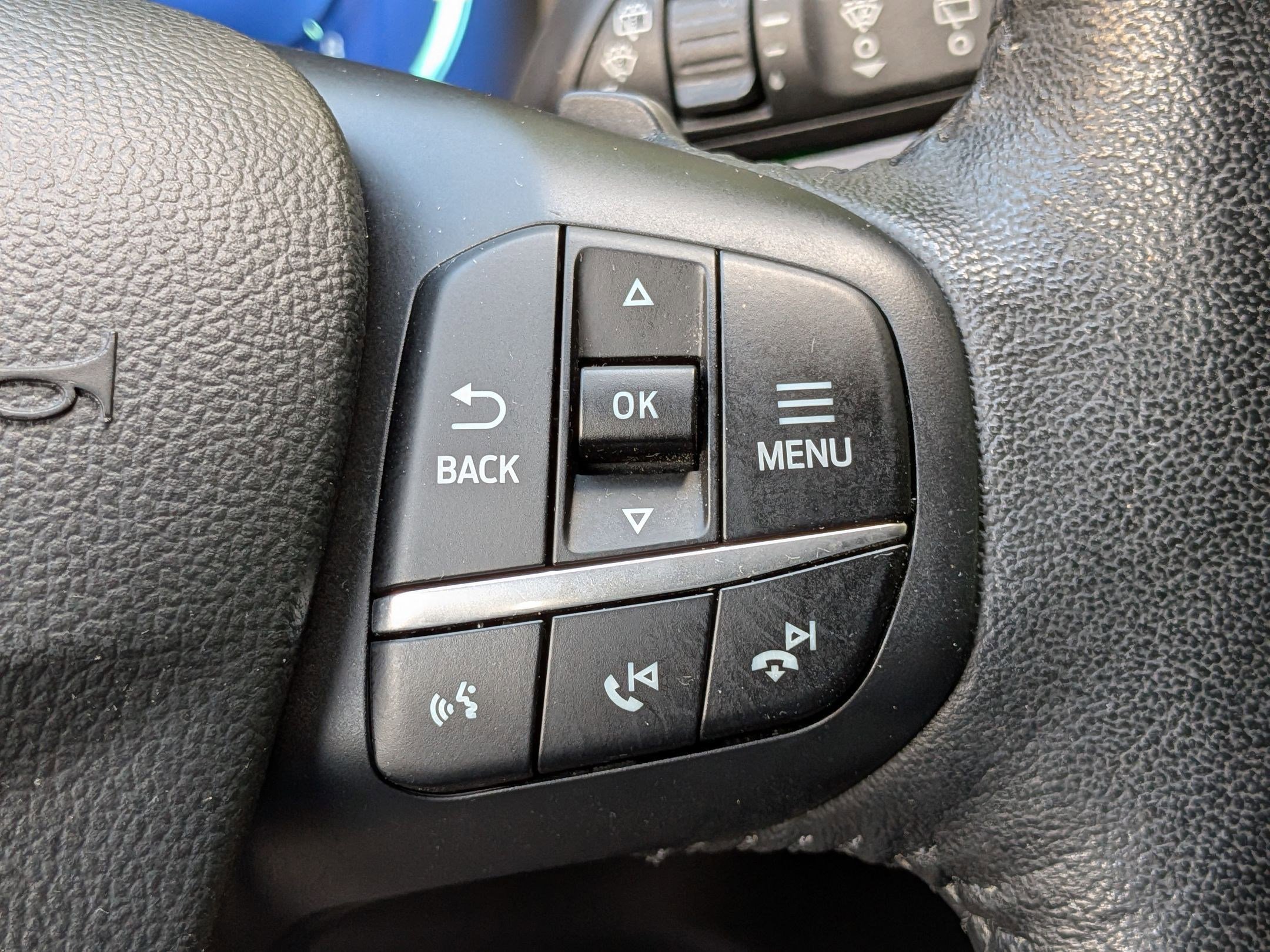 2020 Ford Escape Titanium photo 19