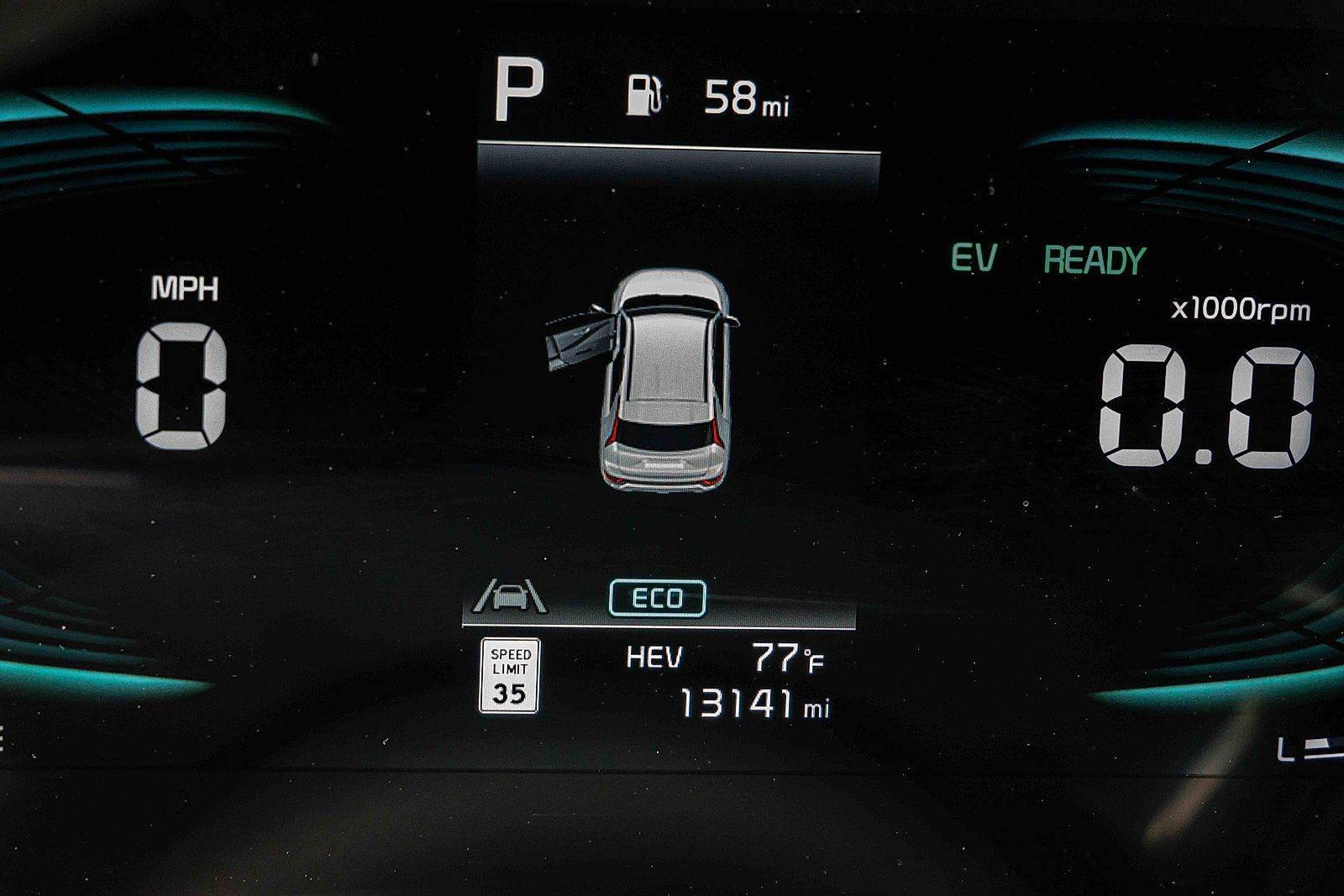 2023 Kia Niro Plug-In Hybrid SX Touring photo 10