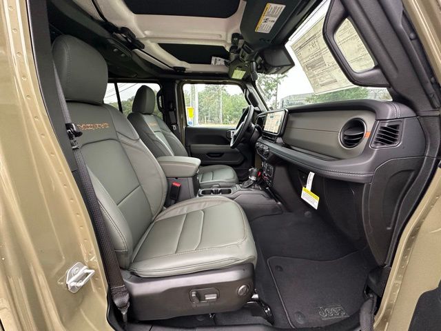 2025 Jeep Gladiator Mojave photo 28