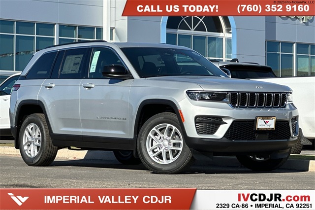 2025 Jeep Grand Cherokee Laredo's photo