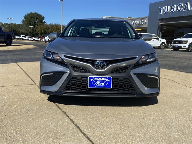 2022 Toyota Camry SE photo 3