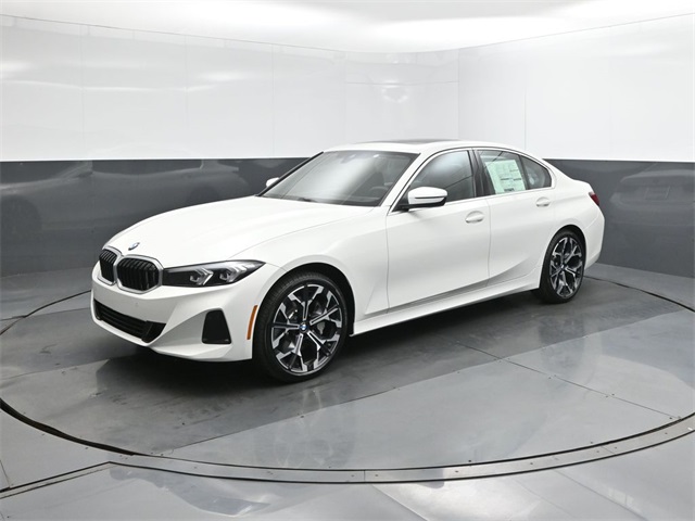 2026 BMW 3 Series 330i's photo