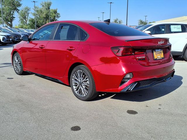 2024 Kia Forte GT-Line photo 3