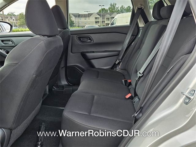 2024 Nissan Rogue S photo 2