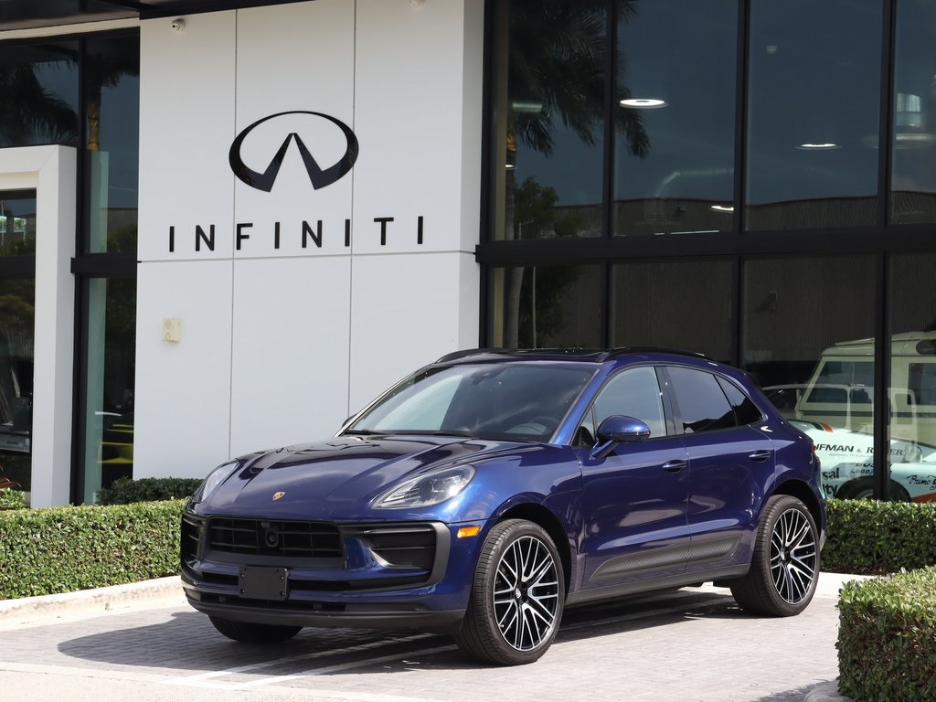 2022 Porsche Macan