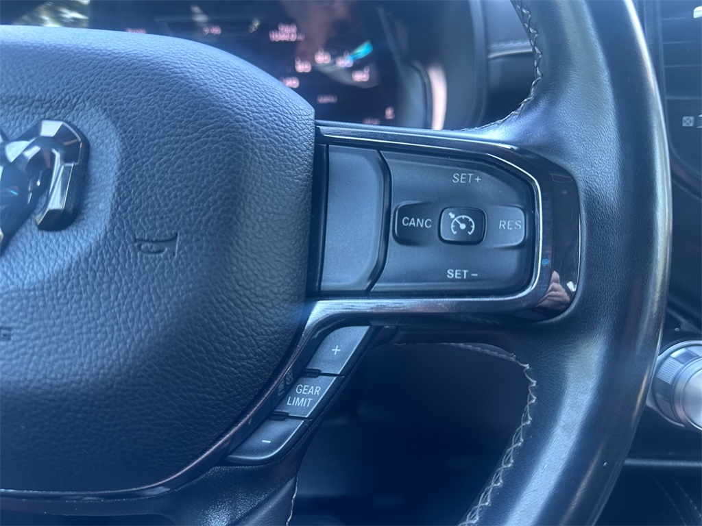2023 Ram 1500 Limited photo 31