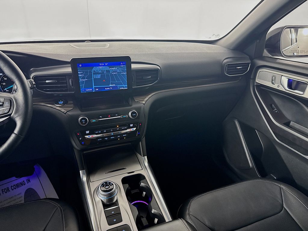 2020 Ford Explorer Limited photo 24