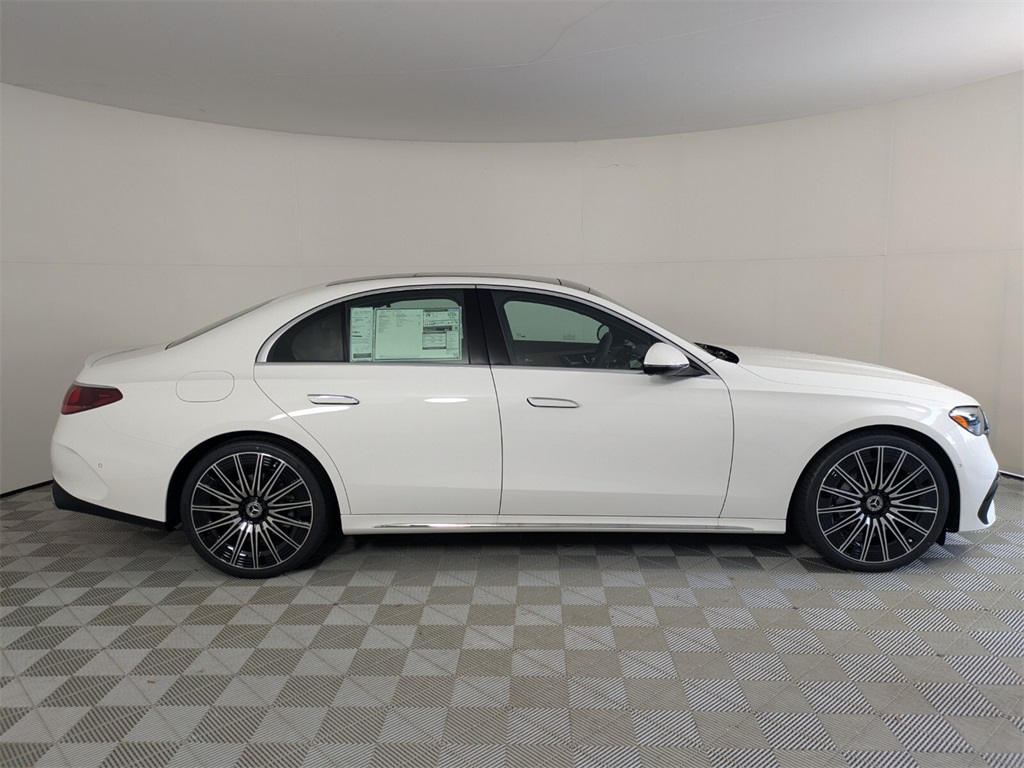 2026 Mercedes Benz E 350 photo 3