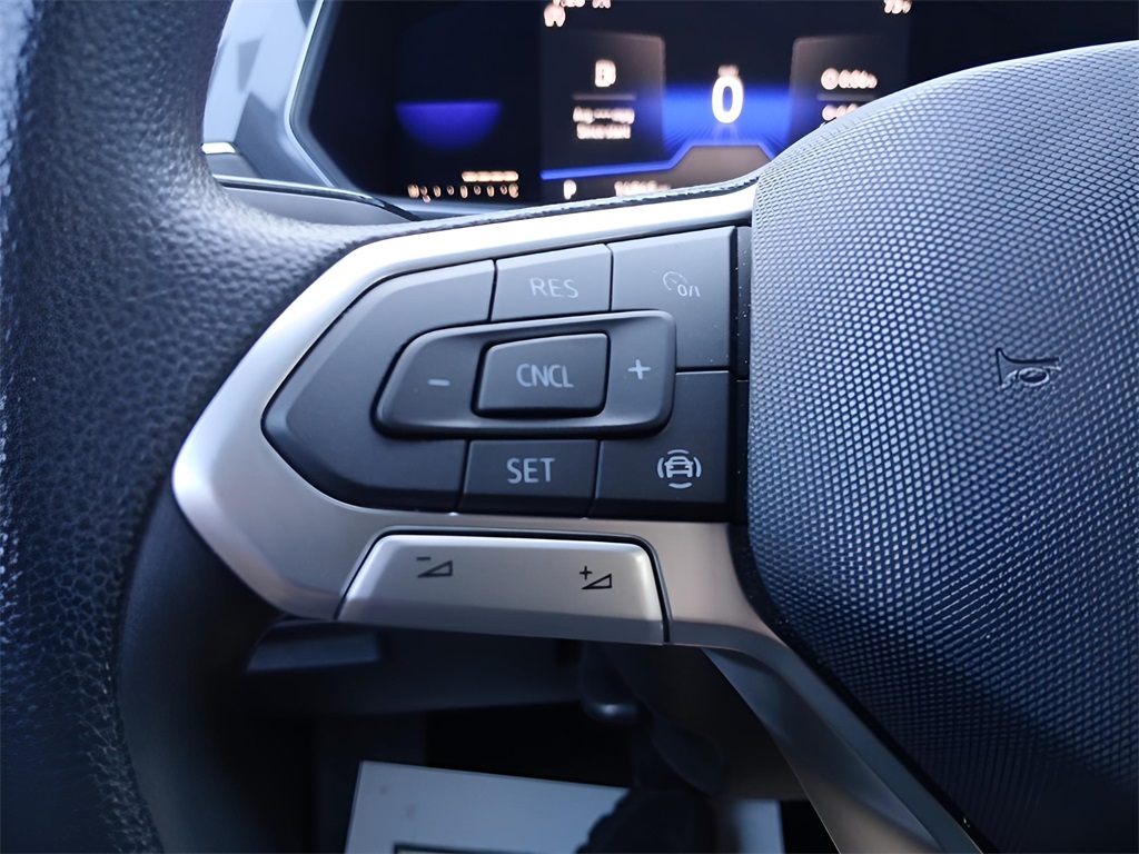 2022 Volkswagen Tiguan S photo 15
