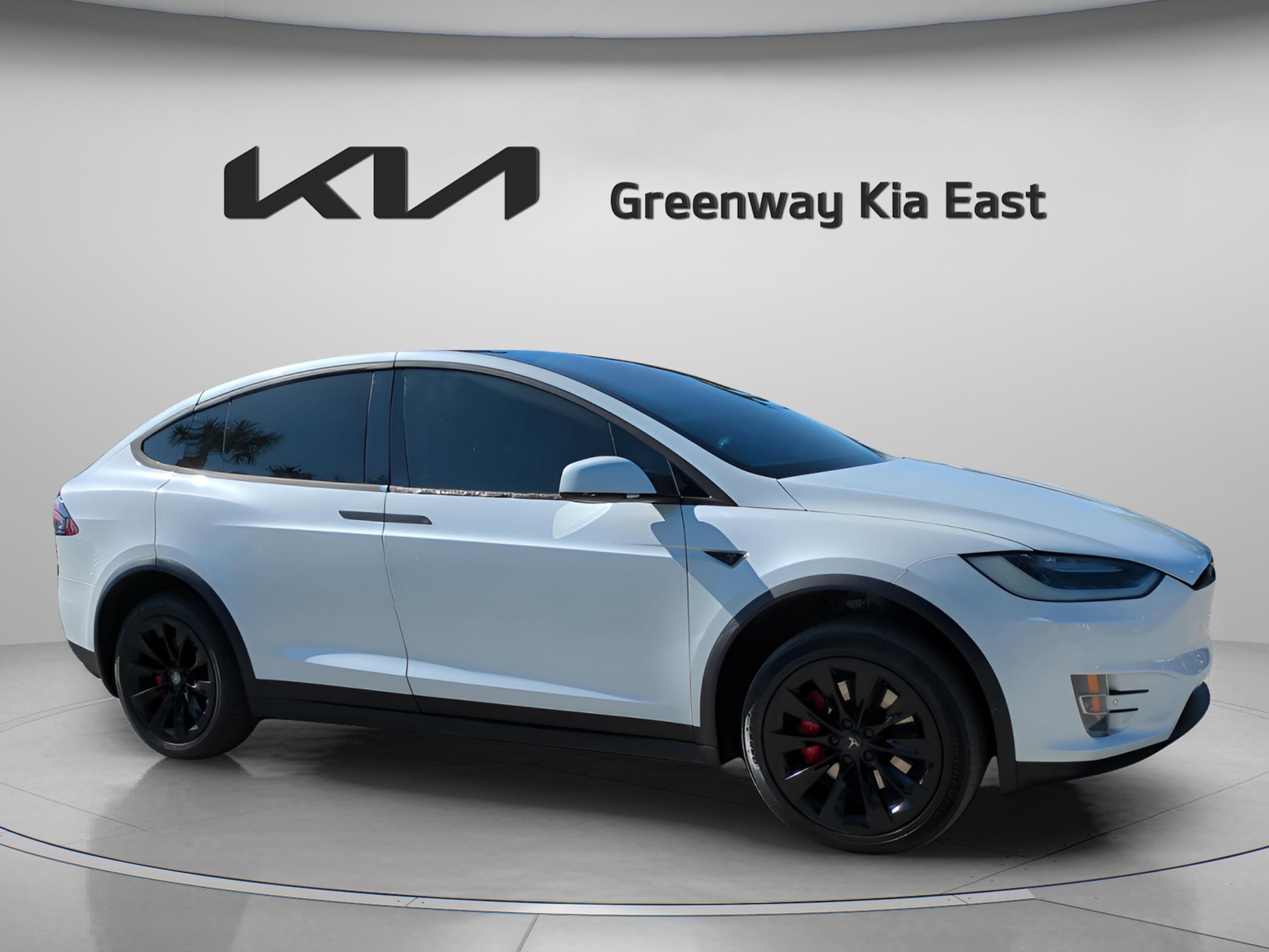 2016 Tesla Model X P90D's photo