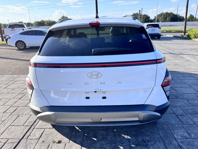 2026 Hyundai Kona SEL photo 4