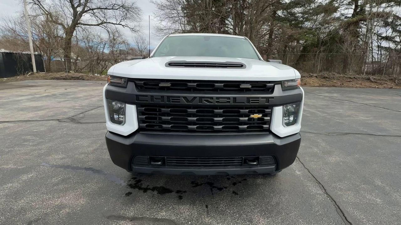 2020 Chevrolet Silverado 2500HD photo 3