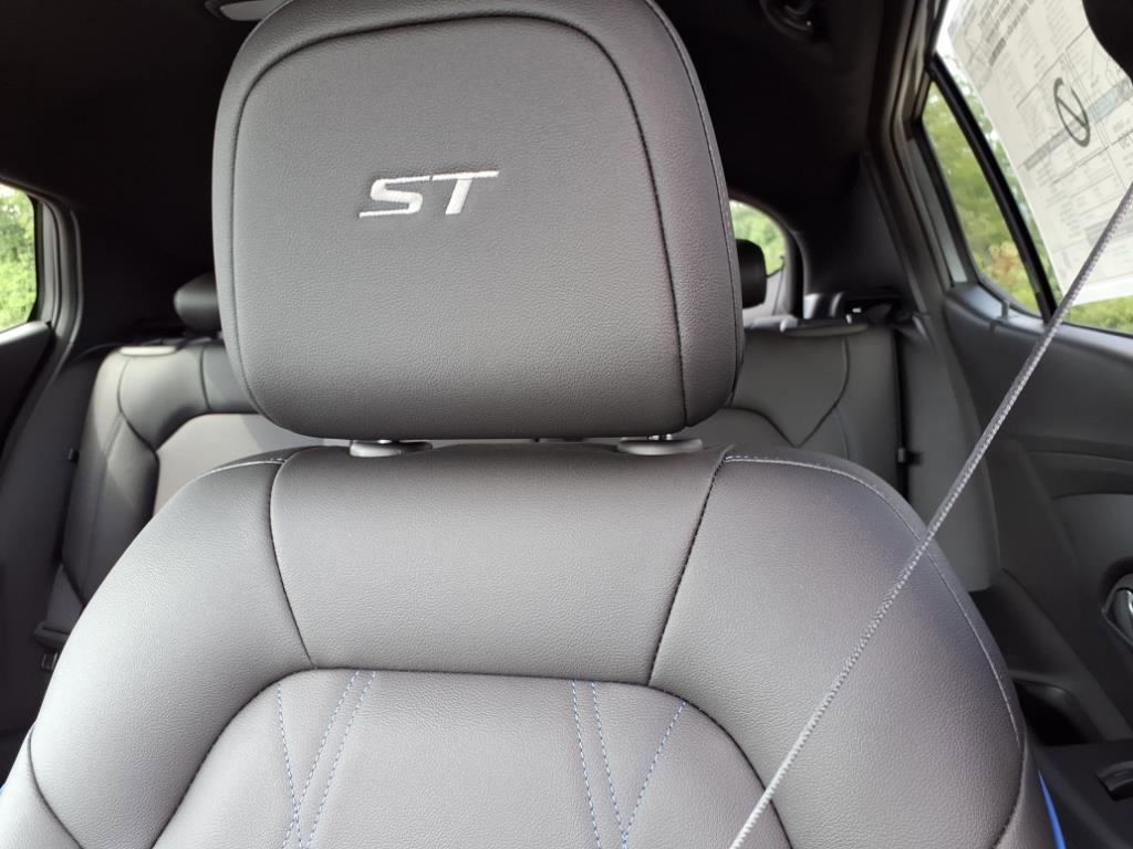 2025 Buick Envista ST photo 15