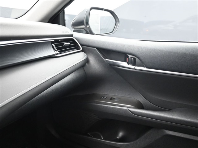 2024 Toyota Camry SE photo 11