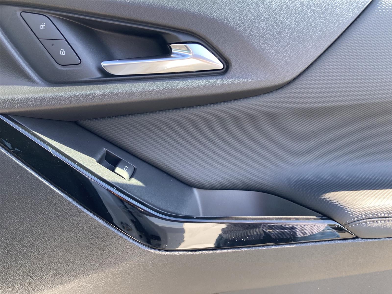 2026 Chevrolet Equinox LT photo 34
