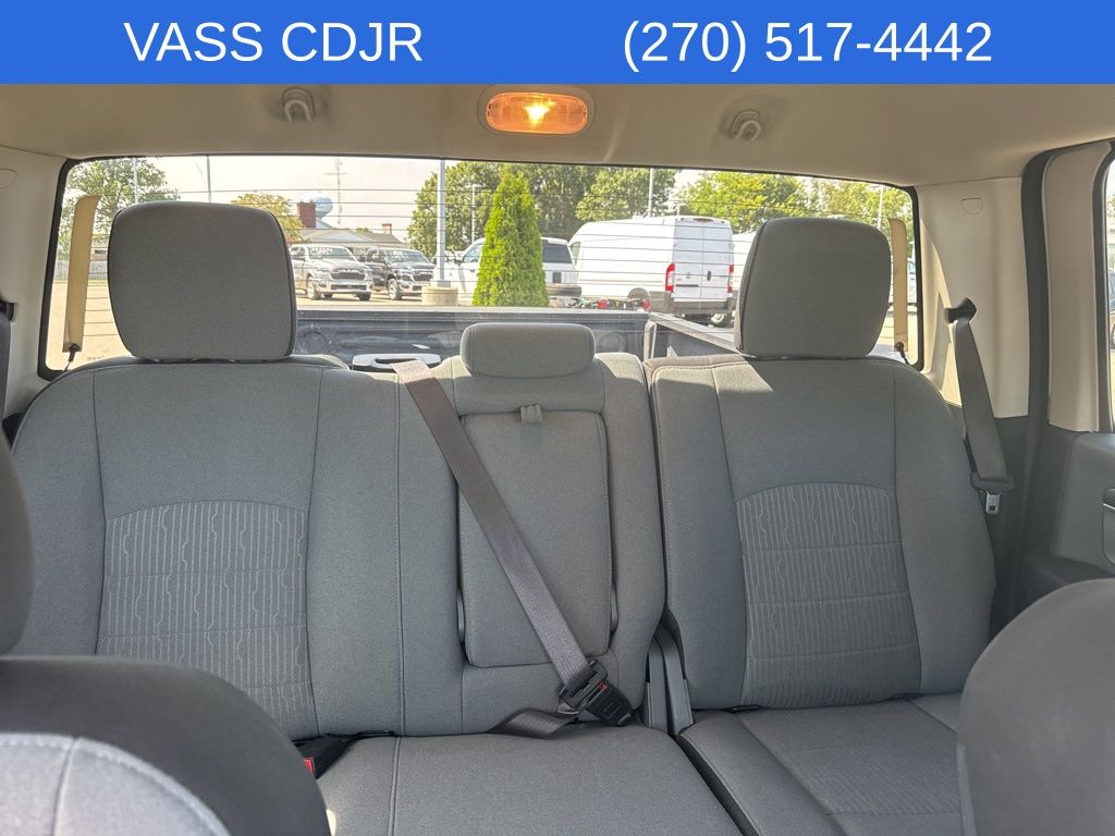 2023 Ram 1500 SLT photo 30