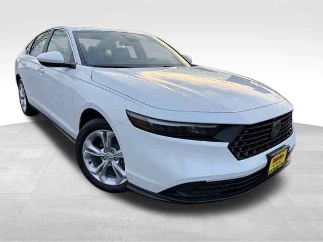 2025 Honda Accord LX's photo