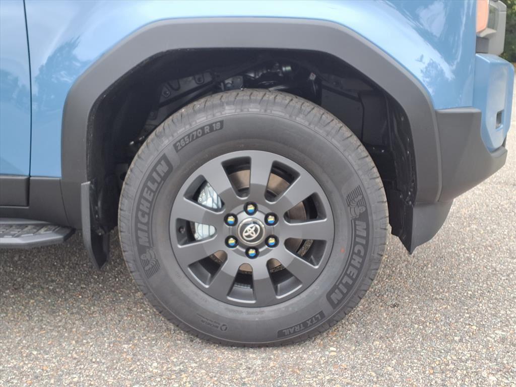 2025 Toyota Land Cruiser photo 2