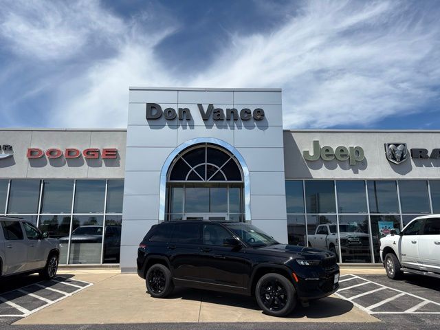 2025 Jeep Grand Cherokee Limited's photo