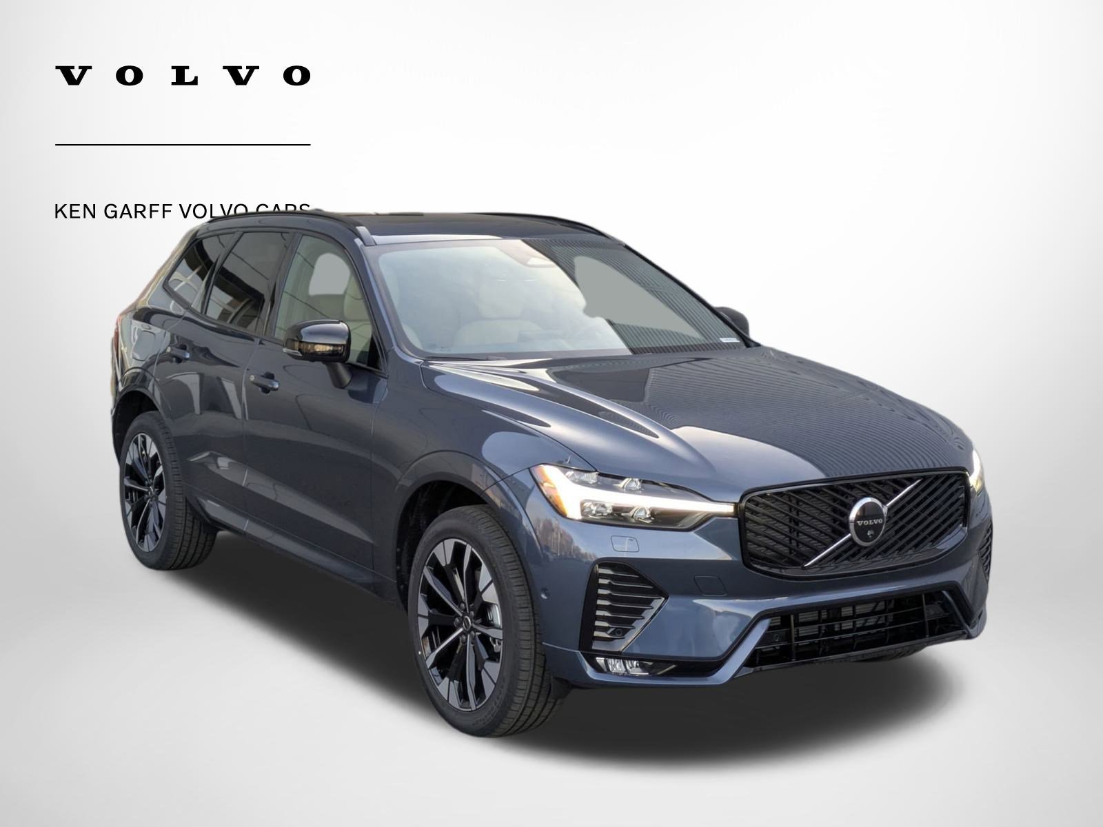 2026 Volvo XC60 Plus's photo