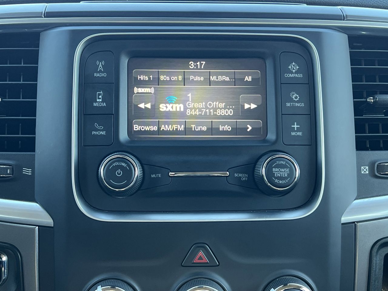 2021 Ram 1500 Classic SLT photo 3