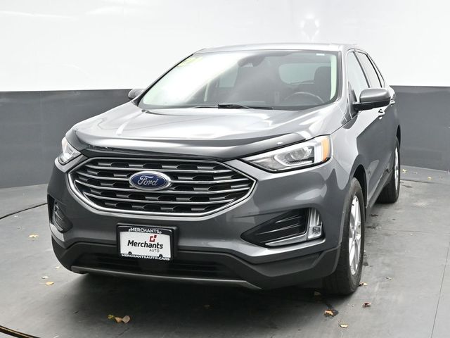 2021 Ford Edge SEL photo 2