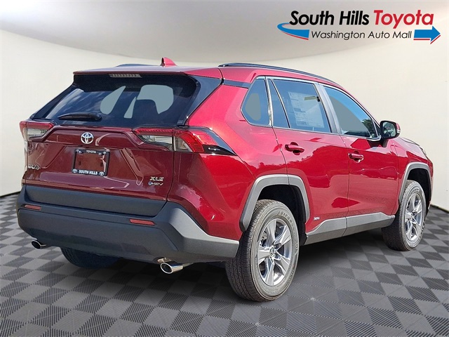 2025 Toyota RAV4 Hybrid XLE photo 4