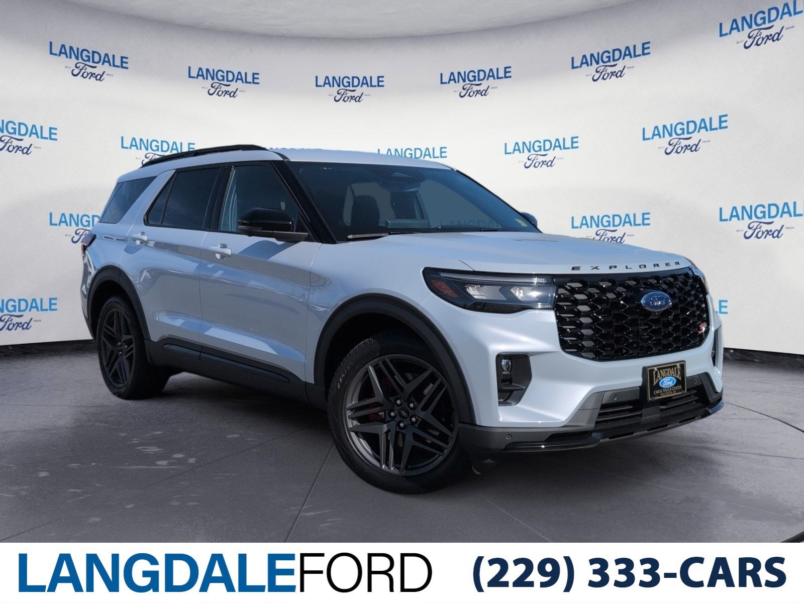 2026 Ford Explorer ST's photo