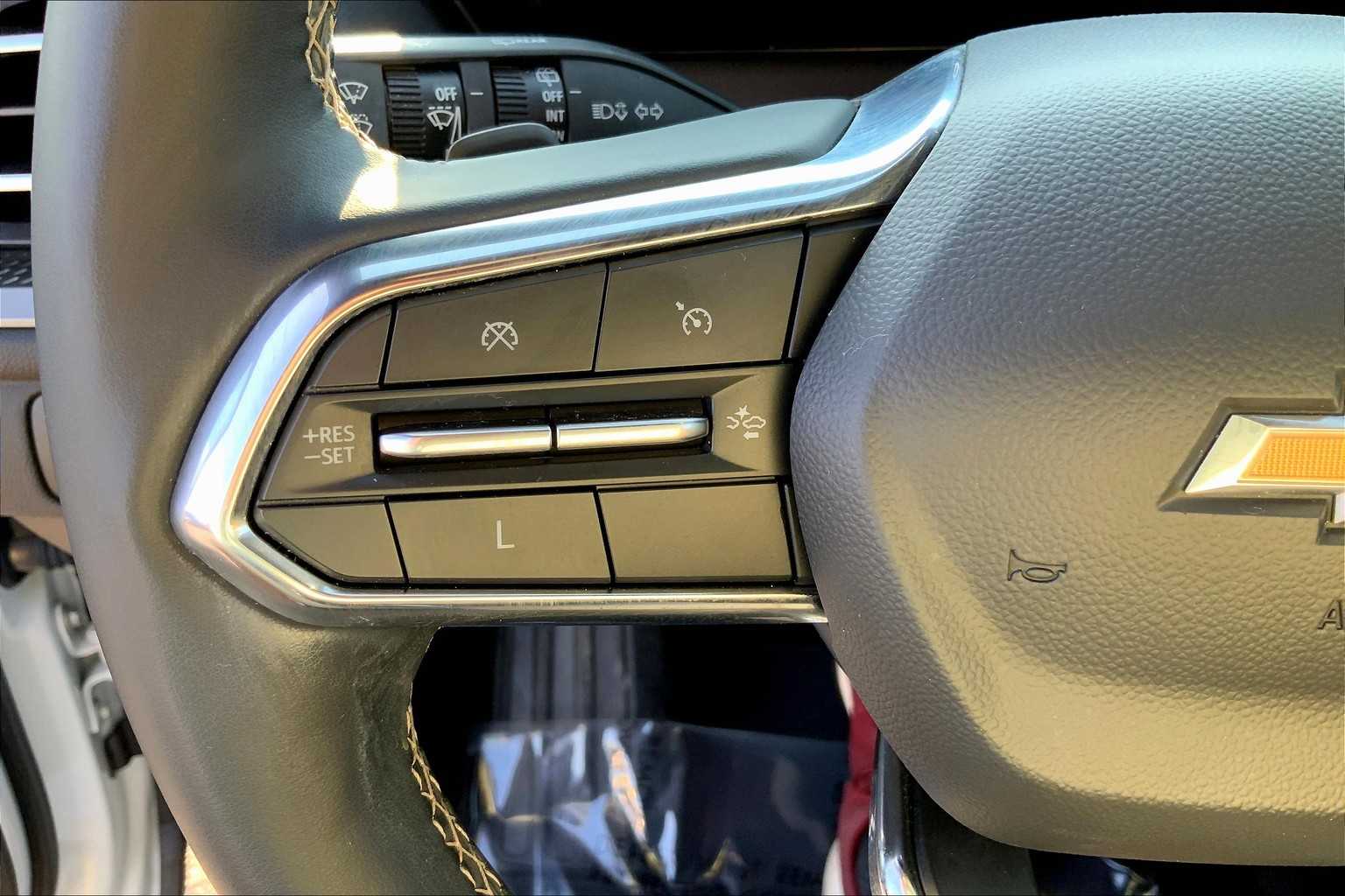 2024 Chevrolet Traverse LS photo 21