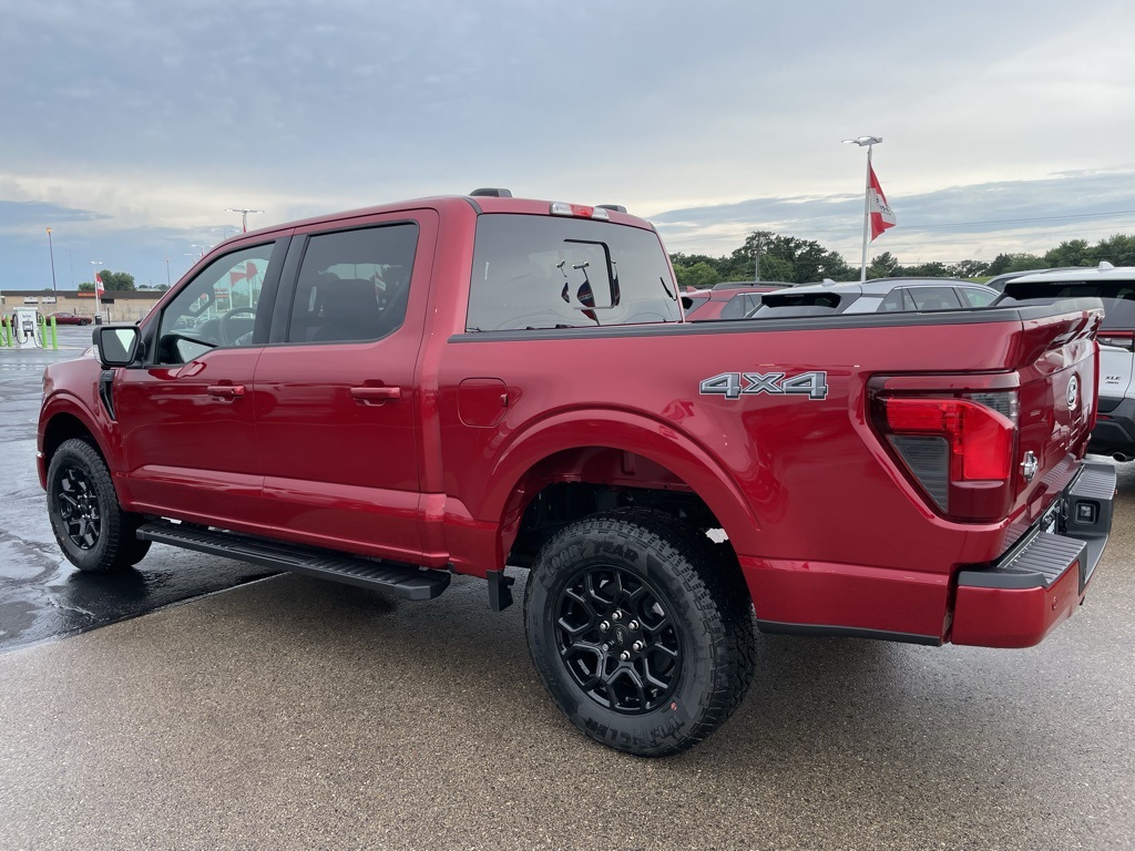 2025 Ford F-150 XLT photo 5