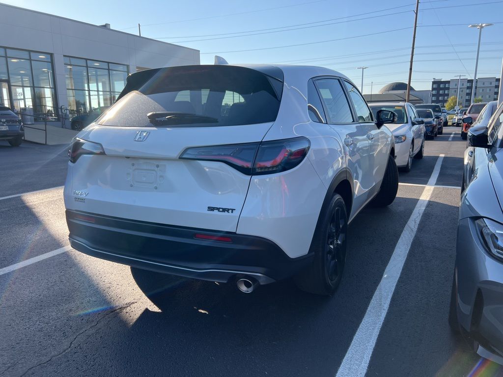 2024 Honda HR-V Sport photo 2