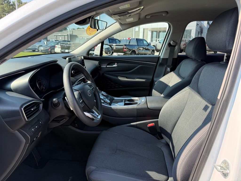 2022 Hyundai Santa Fe SEL photo 9