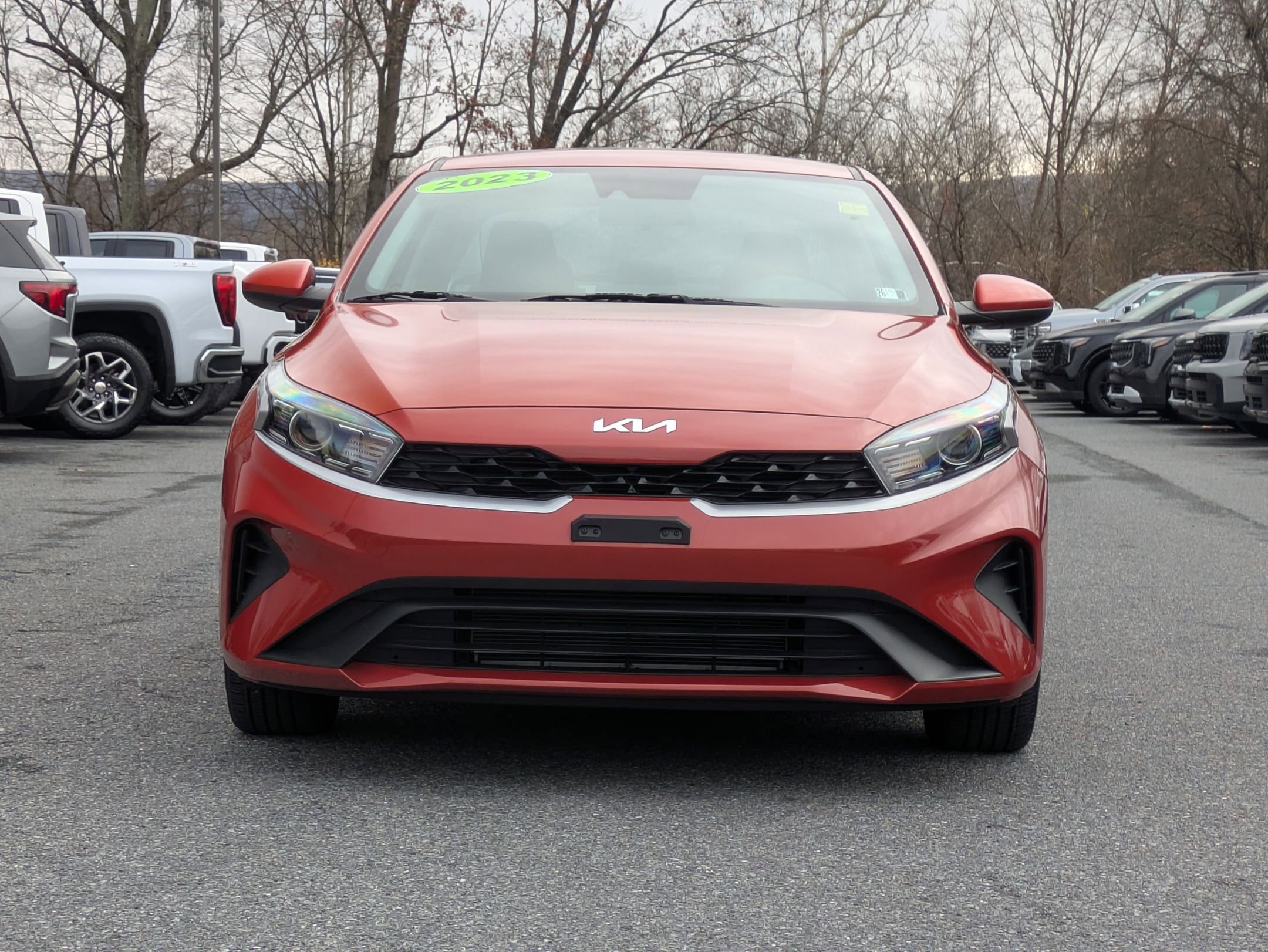 2023 Kia Forte LXS photo 2
