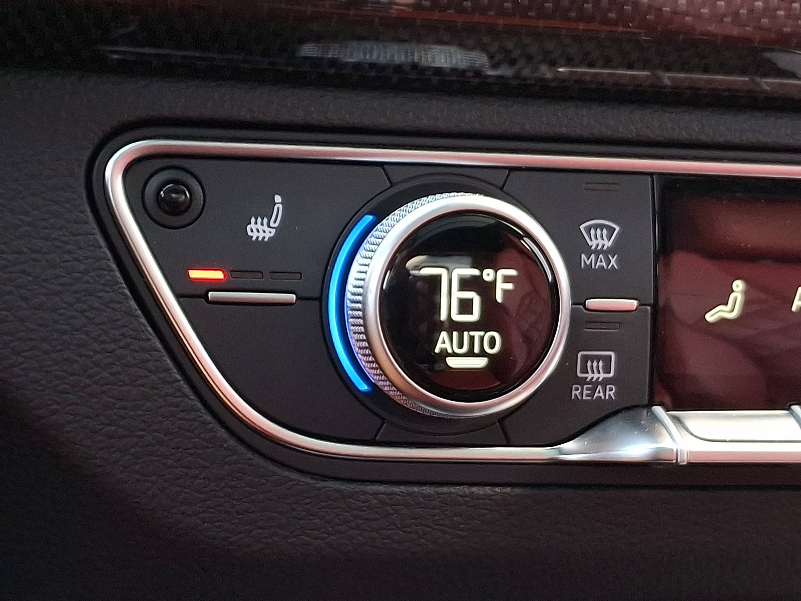 2023 Audi SQ5 Premium Plus photo 16