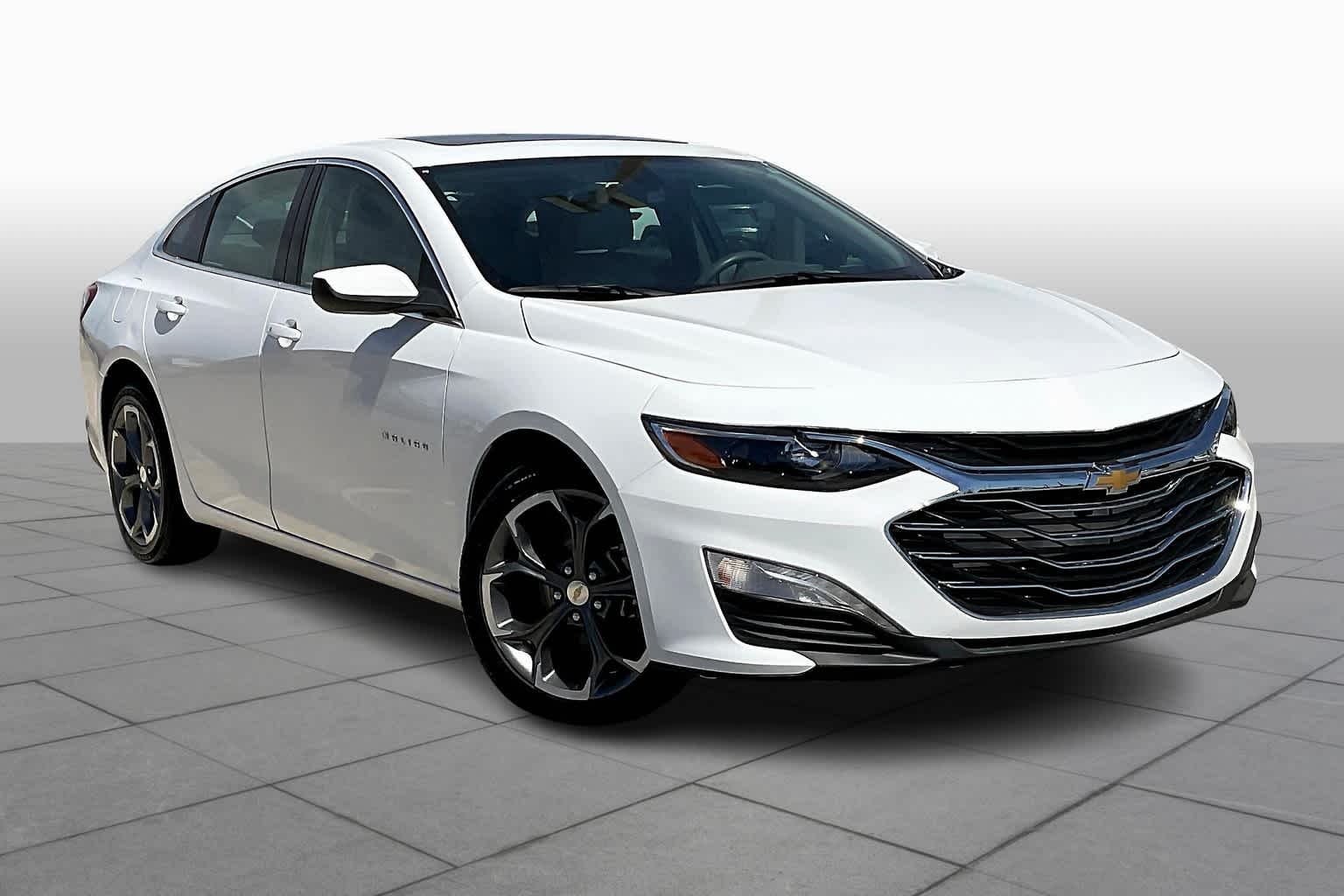 2021 Chevrolet Malibu 1LT photo 2