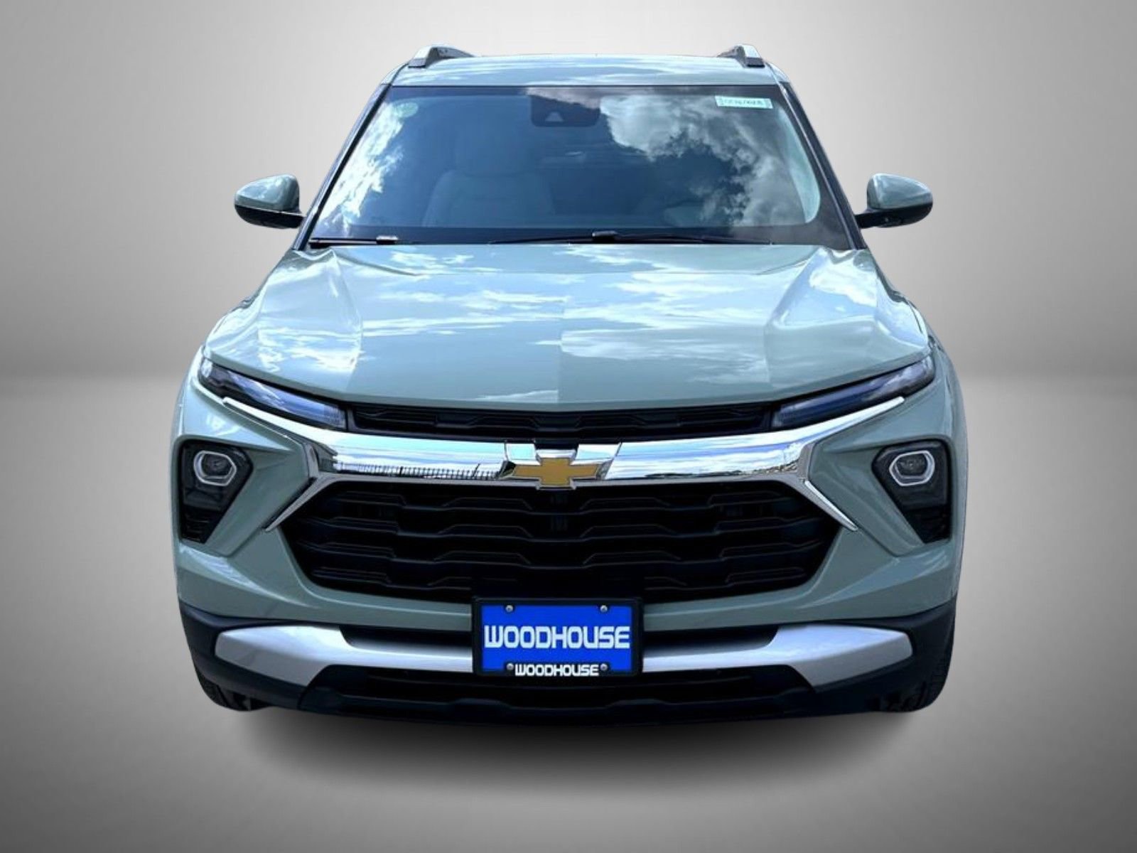 2026 Chevrolet Trailblazer LT photo 2