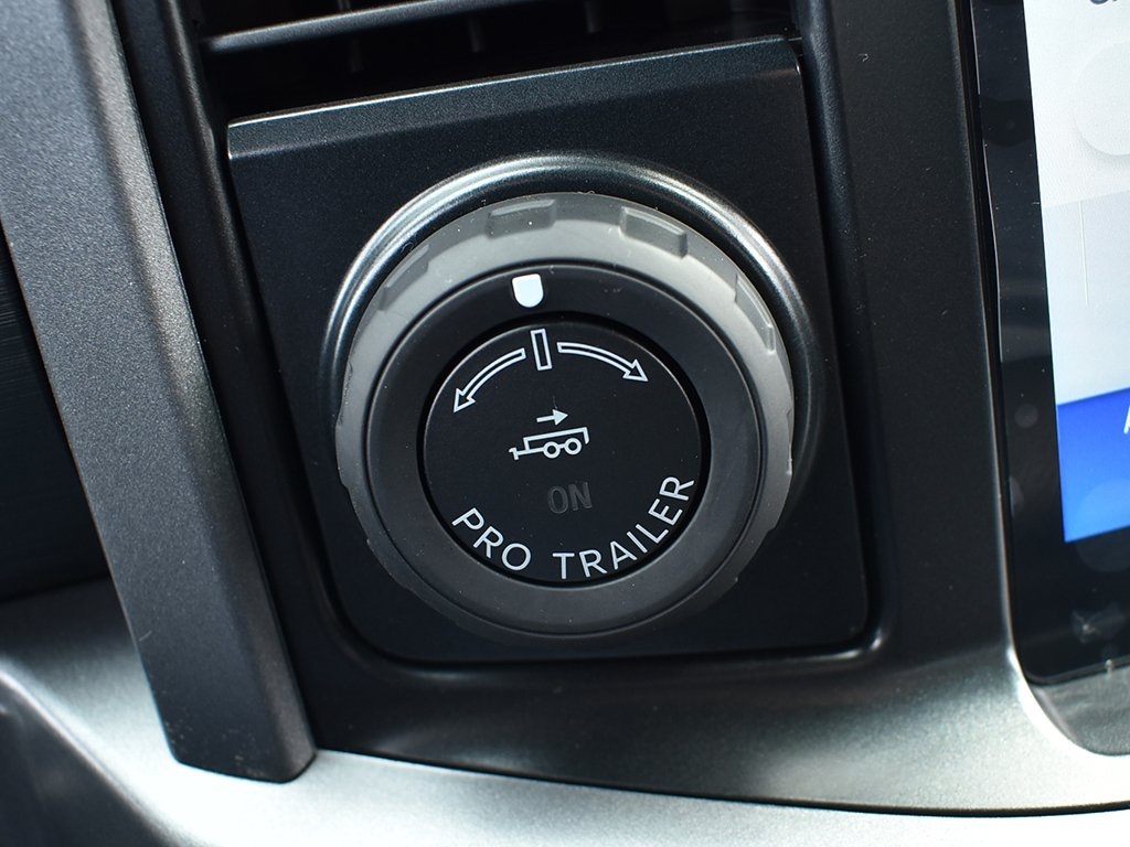 2025 Ford F-150 XLT photo 21