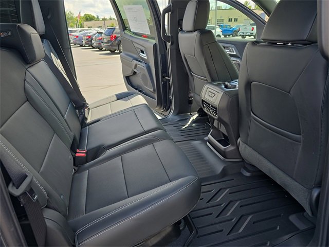 2025 Chevrolet Silverado EV LT photo 11