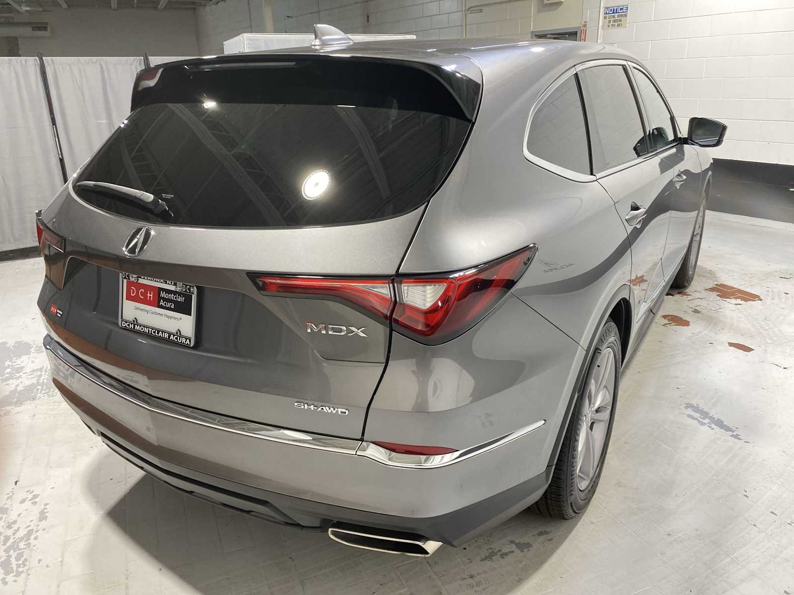 2023 Acura MDX SH-AWD photo 24