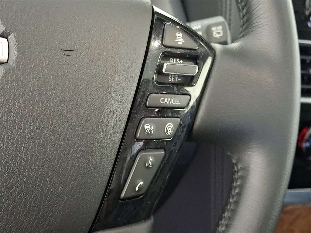 2024 Nissan Armada SL photo 26