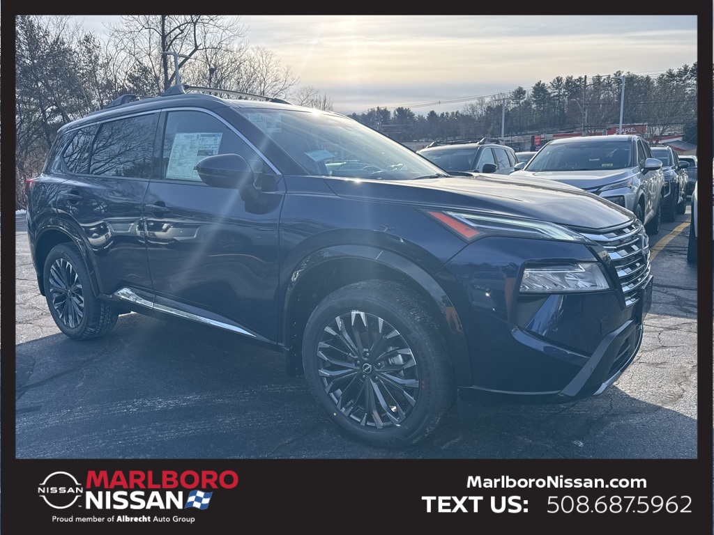 2026 Nissan Rogue Platinum's photo