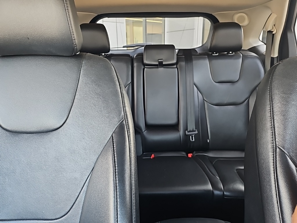 2022 Ford Edge Titanium photo 33