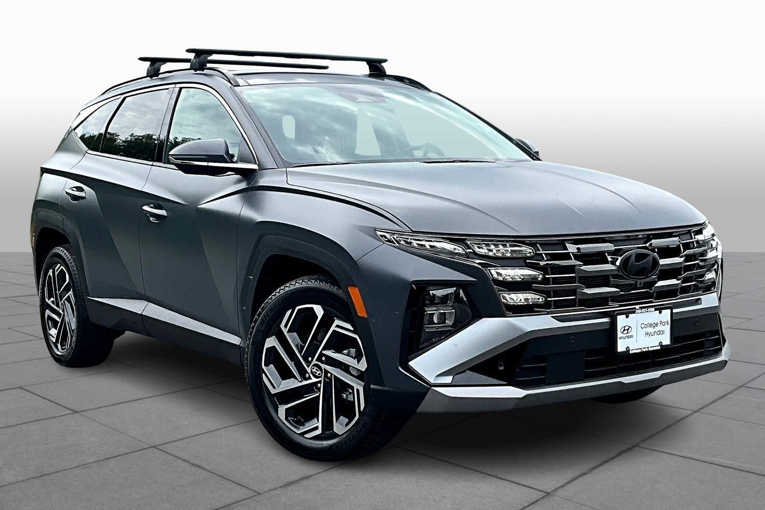 2025 Hyundai Tucson Limited photo 2