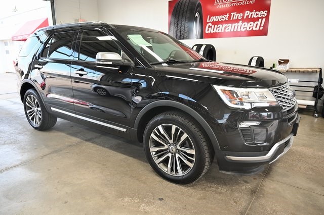 2019 Ford Explorer Platinum photo 4
