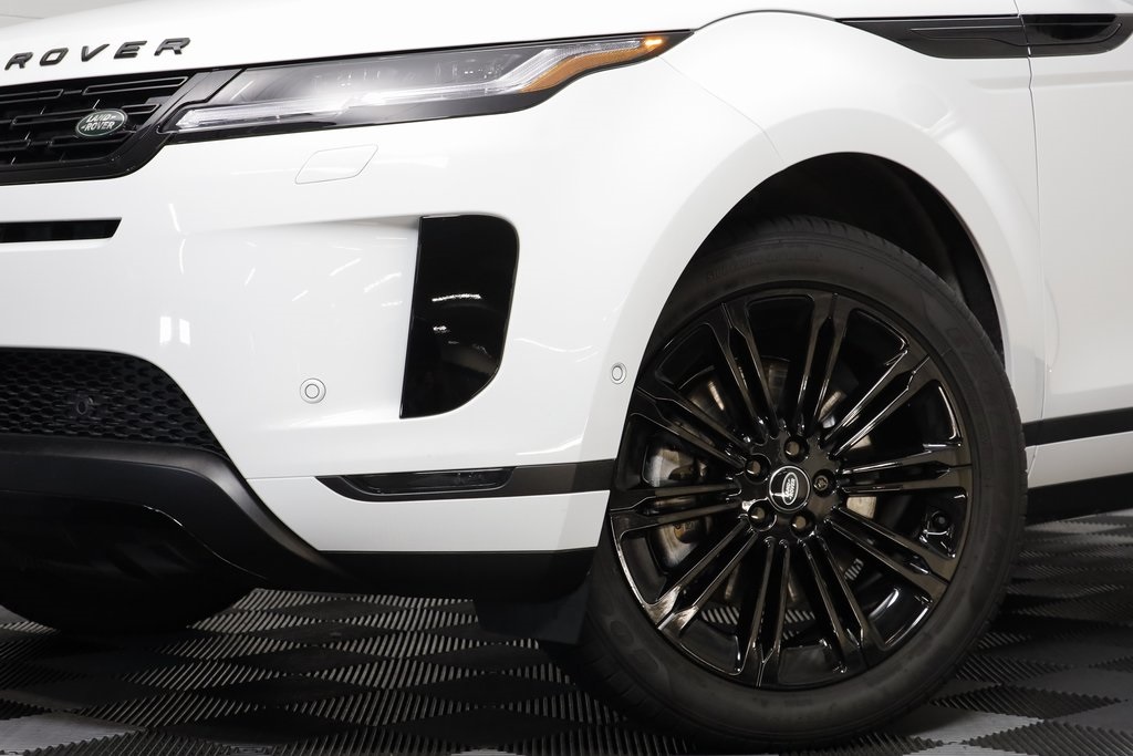 2025 Land Rover Range Rover Evoque S photo 3