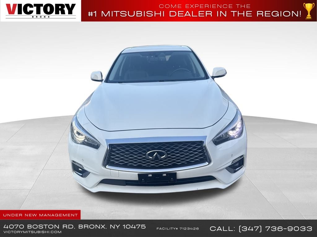 2022 Infiniti Q50 LUXE AWD photo 2