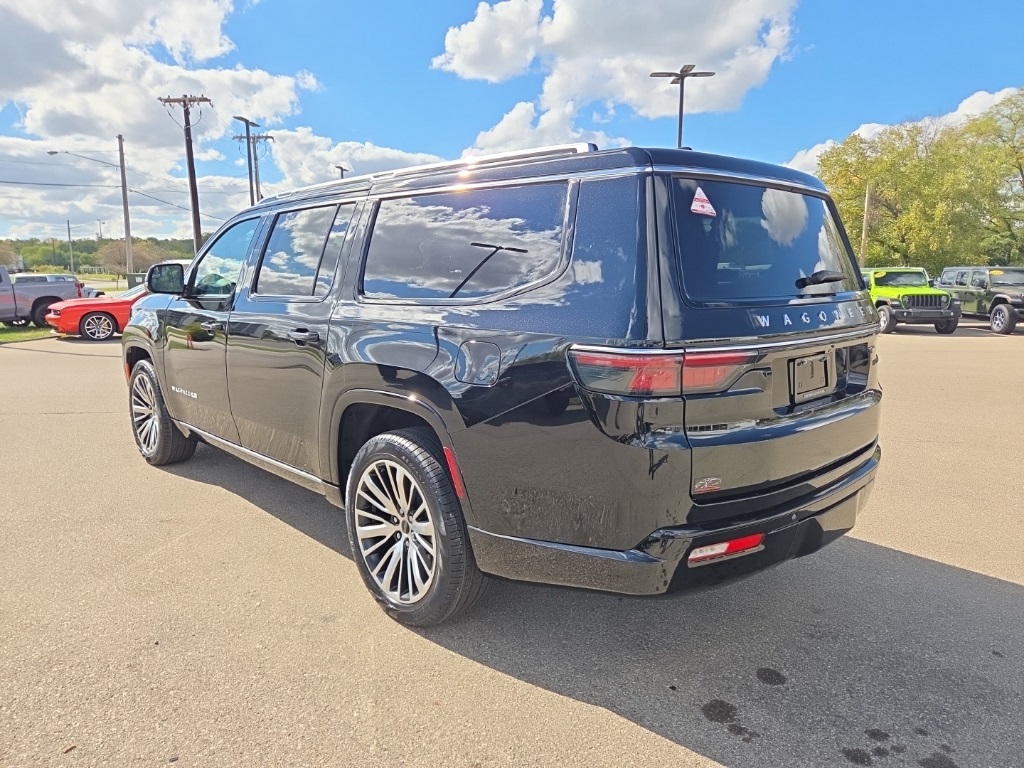 2025 Jeep Wagoneer L Series II photo 2