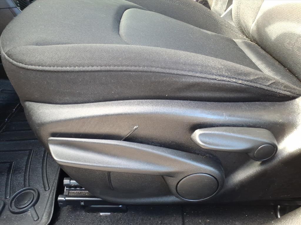 2017 Jeep Renegade Latitude North Edition photo 4